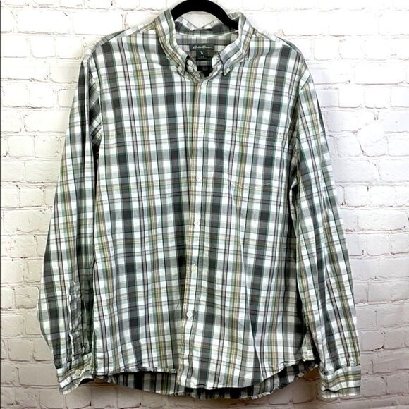 Eddie Bauer Classic Fit Casual Button Down shirt - Picture 1 of 7